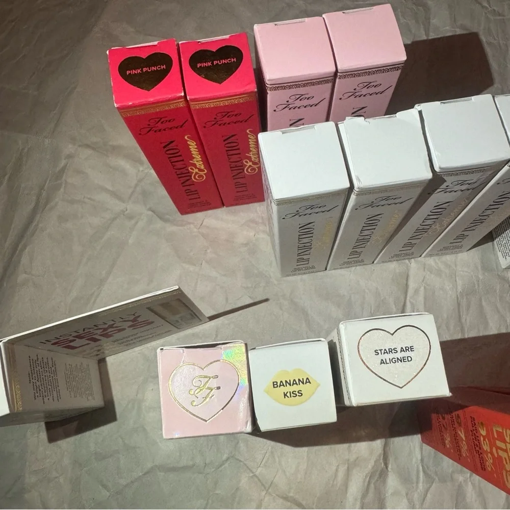 17 x too faced lip bundle